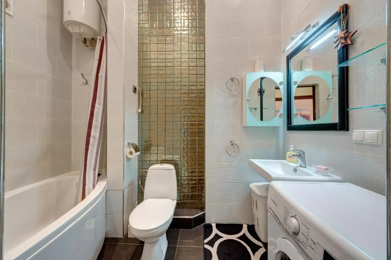 Four Bedroom Apartment Near The Nsc Olympic Kyjev