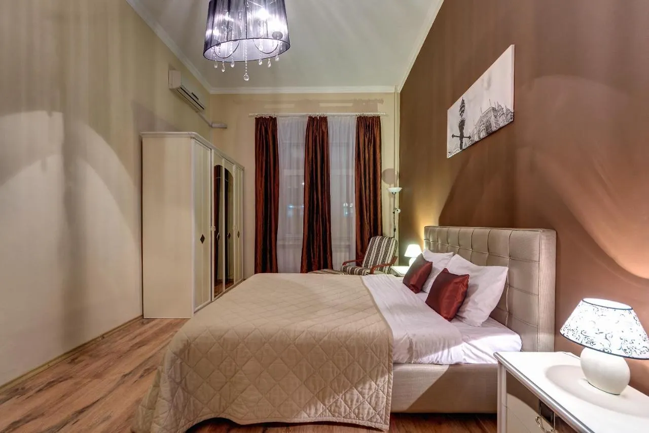 Four Bedroom Apartment Near The Nsc Olympic Kyjev Ukrajina